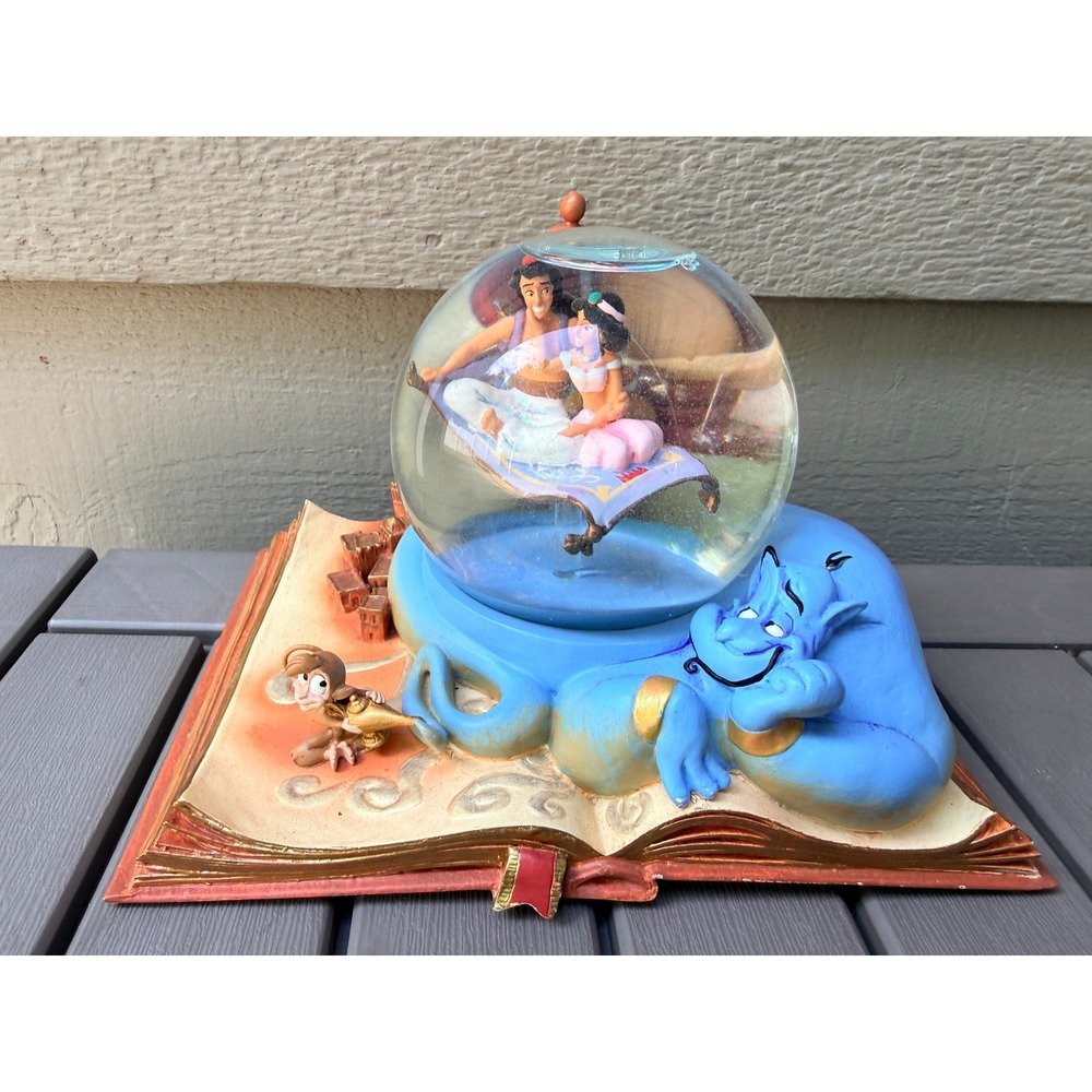 Disney Aladdin Snow Globe Hallmark Wonders Within Collection Genie 2014 RARE